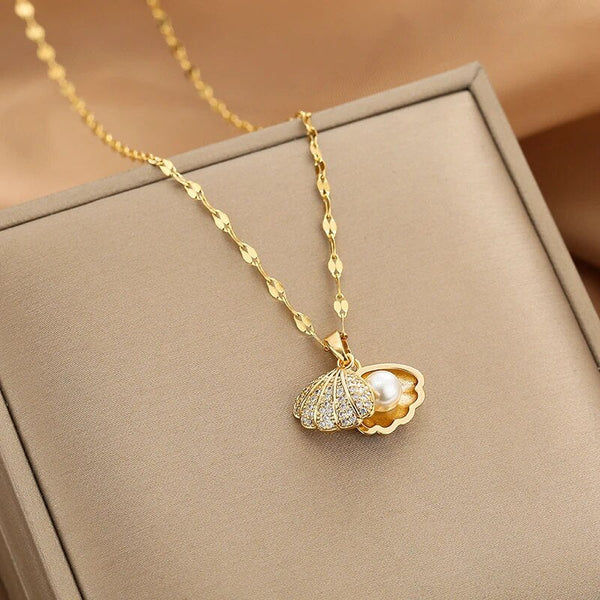 Seashell Pearl Pendant